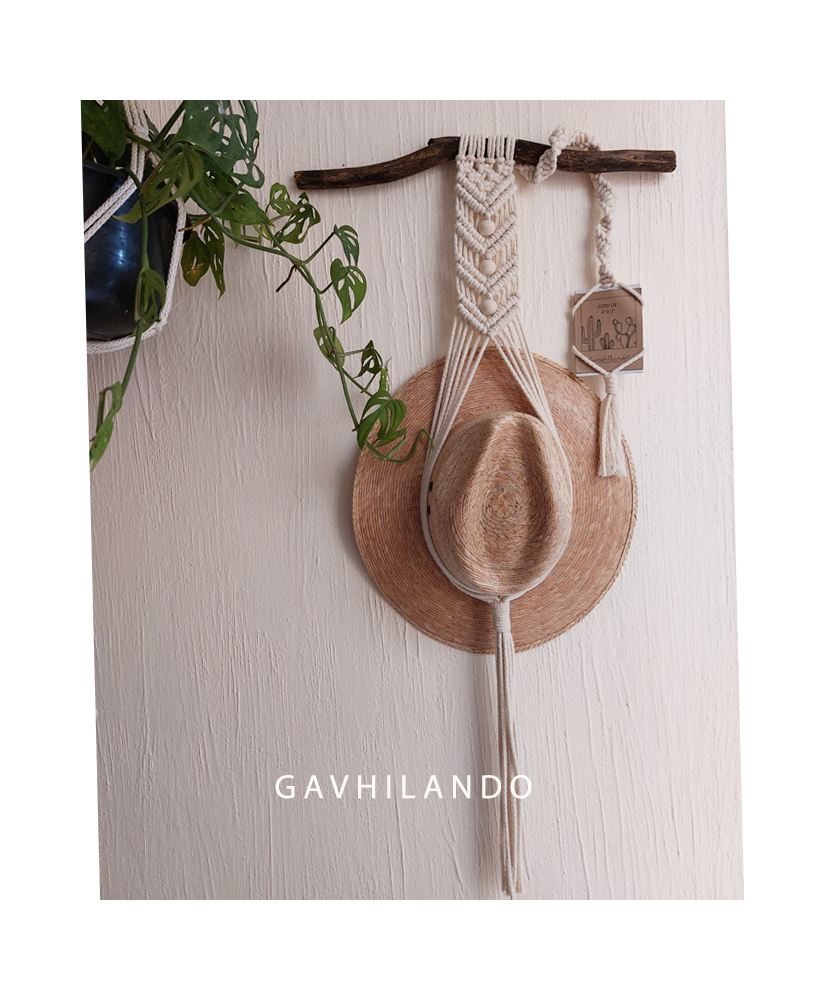 Porta sombrero de macramé