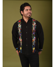 Guayabera Negra Bordada Otomí Artesanal