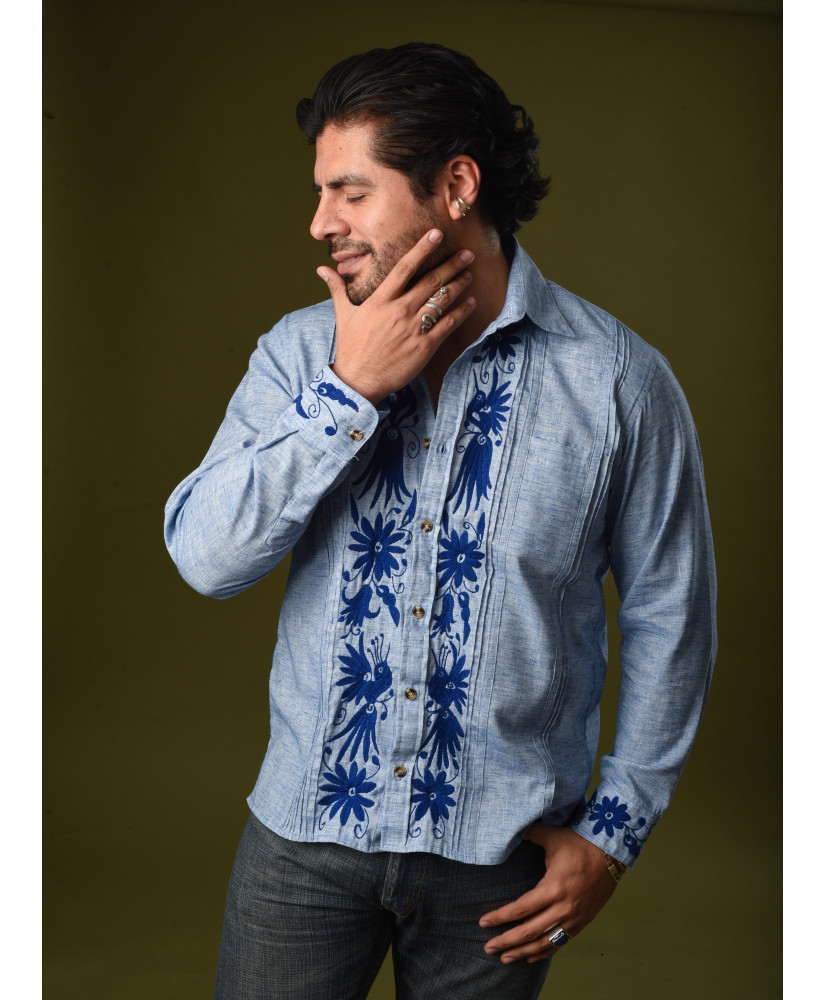 Guayabera Lino Azul Jaspeado Bordada Otomí
