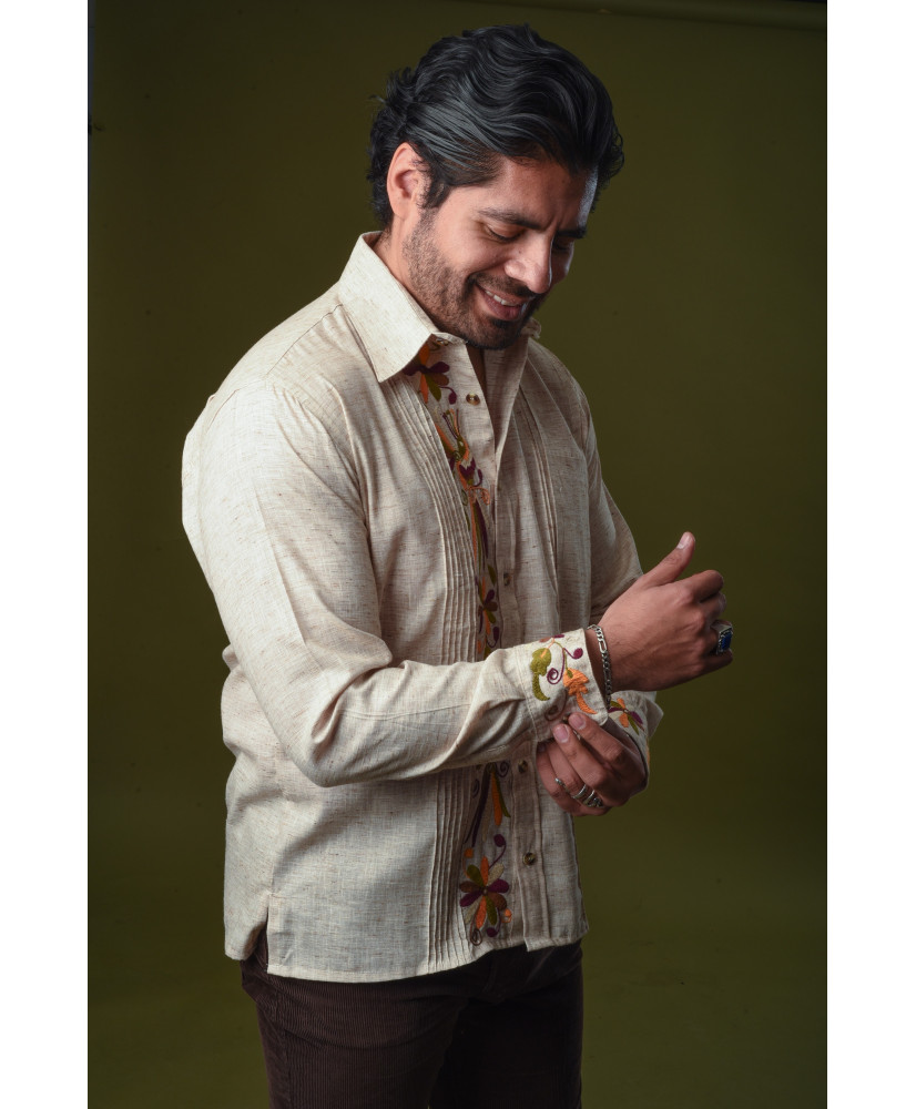 Guayabera Lino Café Jaspeado Bordada Otomí