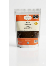 Mole Poblano de Almendras