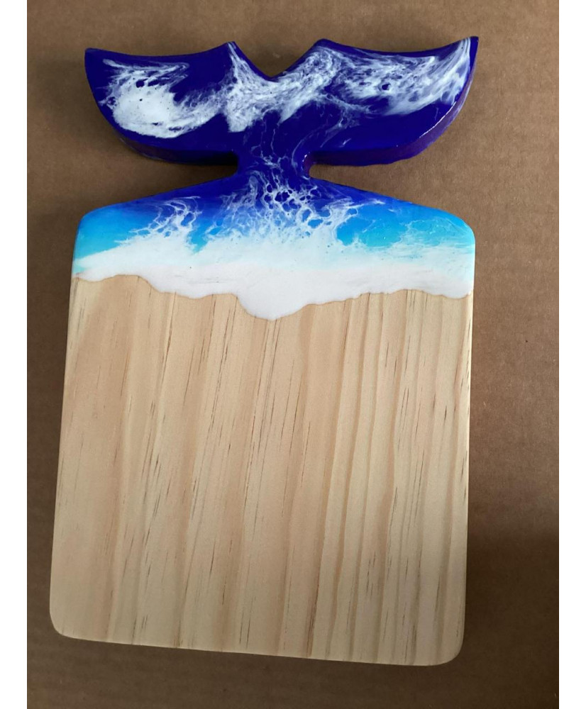Tablas de madera con acabado en resina