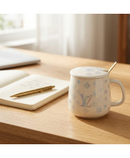 Taza con base y cuchara