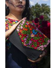 Bolsa Cuadrada bordada 