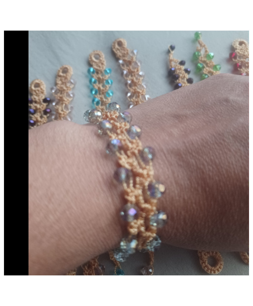 Pulsera con cristales 