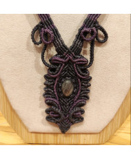 Collar artesanal con labradorita