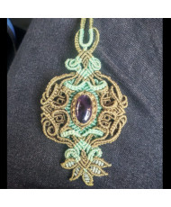 Collar artesanal con cuarzo amatista