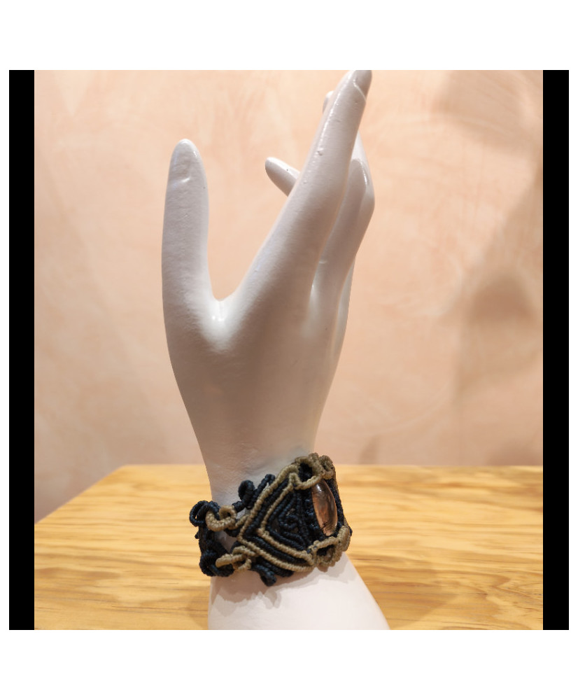 Pulsera artesanal con cuarzo rutilado