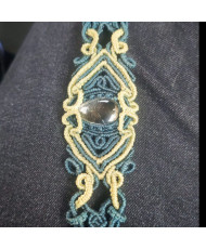 Pulsera artesanal con cuarzo rutilado