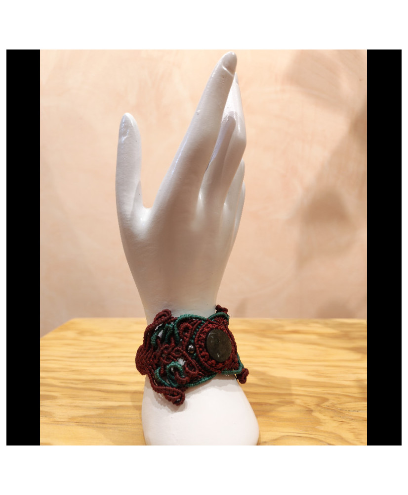 Pulsera artesanal con obsidiana dorada