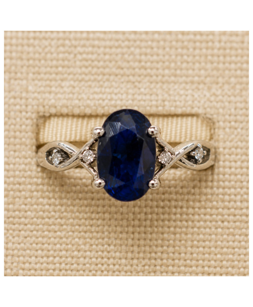 Anillo de Plata con Zafiro Natural