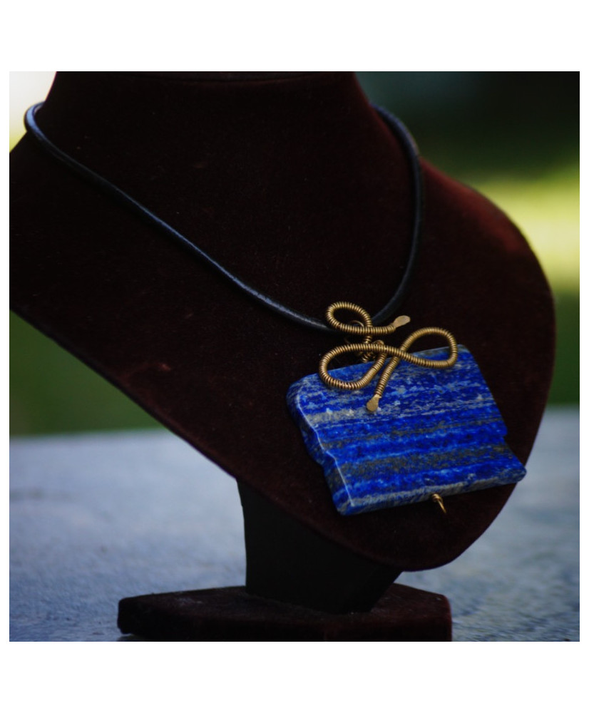 Collar de lapizlazuli 