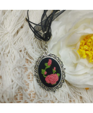 Accesorios bordados