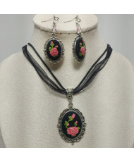 Accesorios bordados