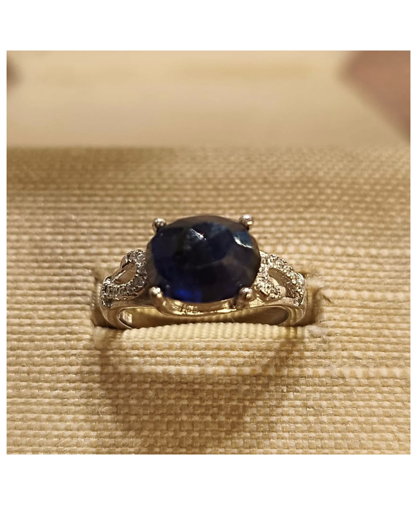Anillo de Plata con Zafiro Natural