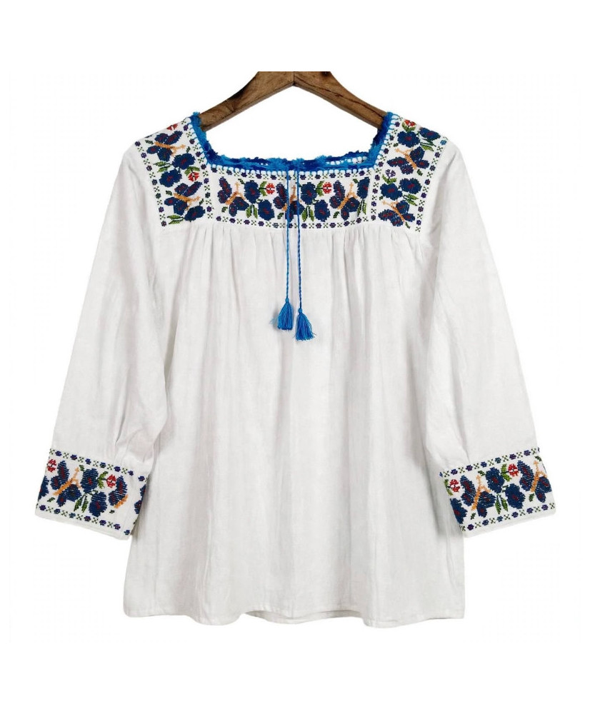 Blusa Artesanal Bordada en Fina Chaquira.
