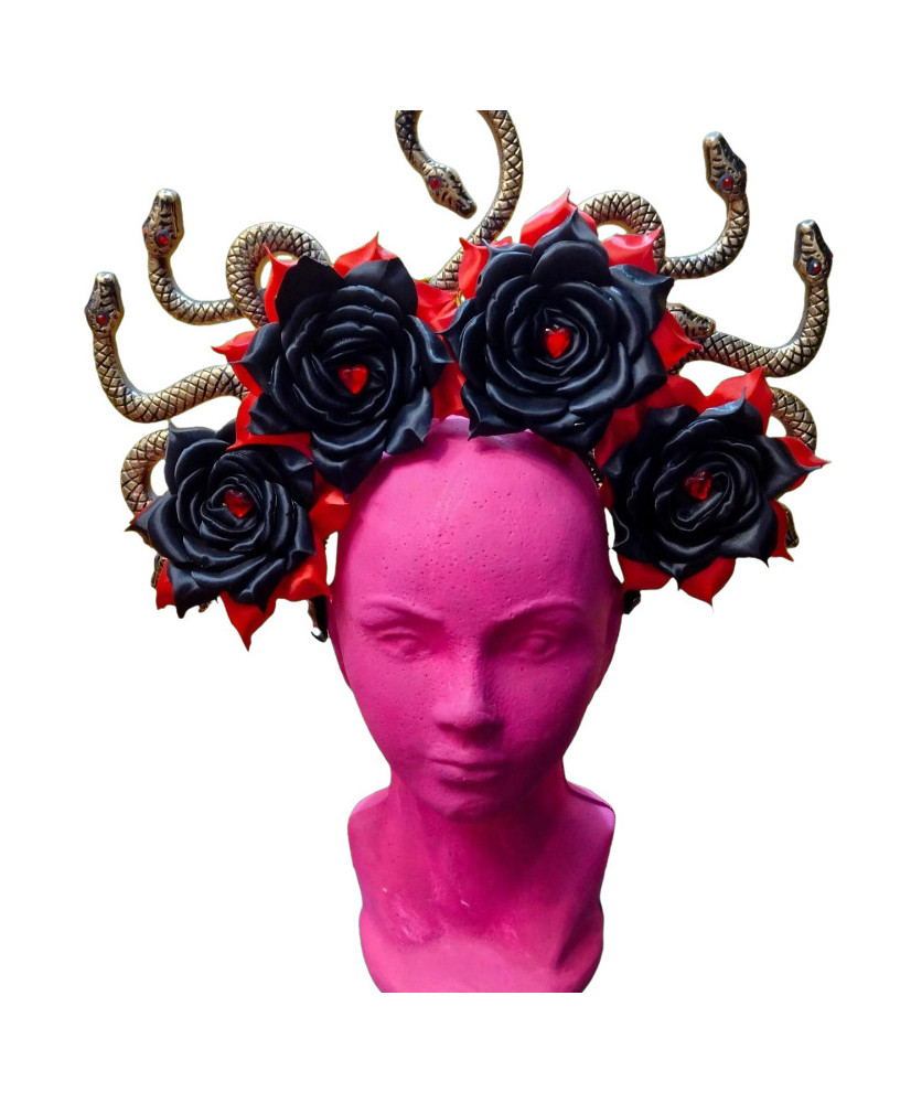 Tocado de Medusa con Rosas Negras y Serpientes Doradas - Diadema Artesanal Halloween / Catrina / Carnaval.