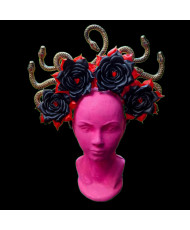 Tocado de Medusa con Rosas Negras y Serpientes Doradas - Diadema Artesanal Halloween / Catrina / Carnaval.