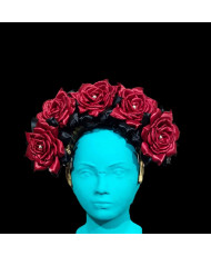 Tocado Diadema Floral para Catrina - 8 Rosas Rojas Vino con Pedrería - Artesanal.