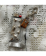 Porta encendedor plata con estoperoles 