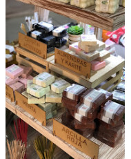 Docena de jabones artesanales con propiedades naturales 12 pzas de 100 grs