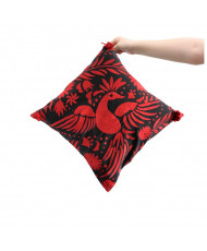 Cojín Pavorreal Otomí (base Negra)